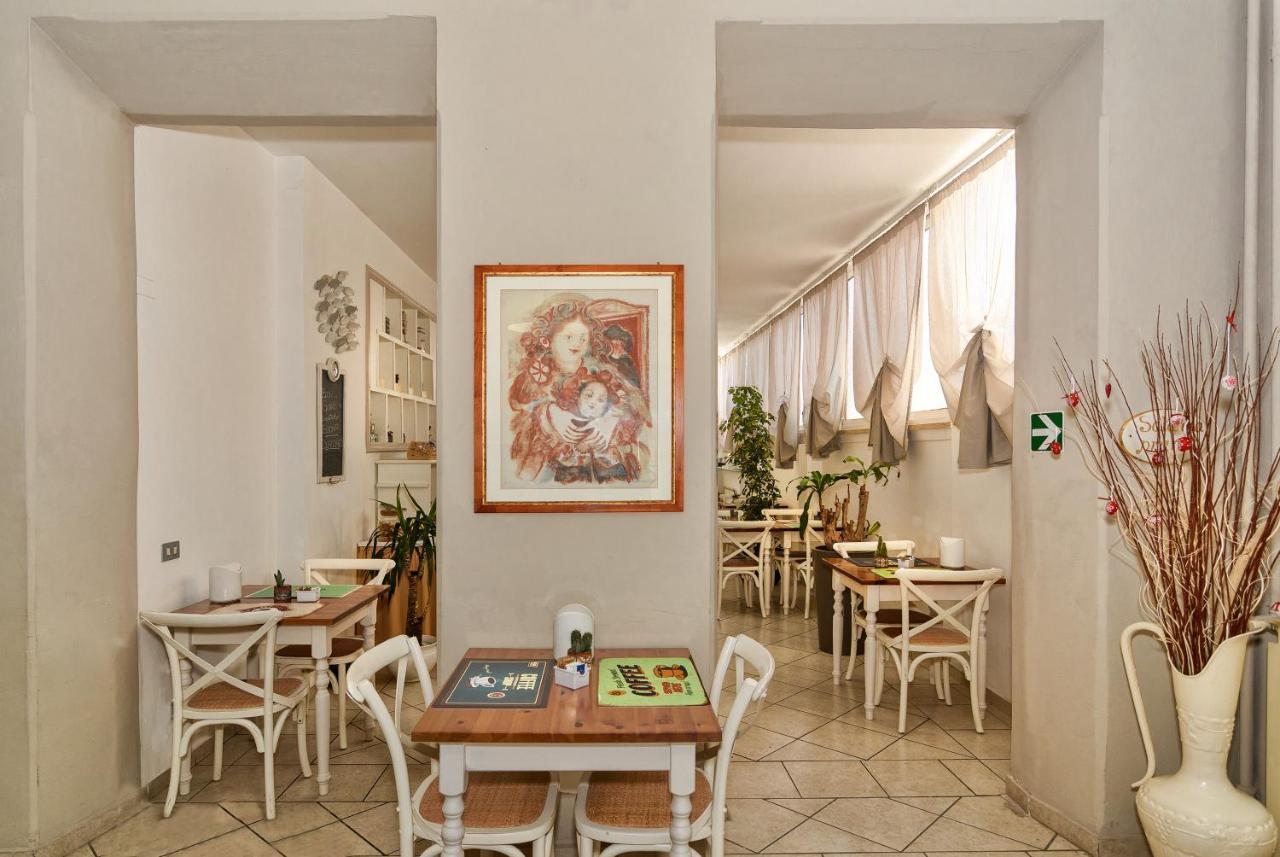 City Hotel فياريجيو المظهر الخارجي الصورة