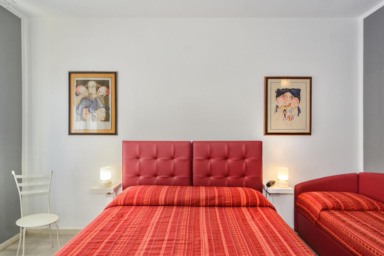 City Hotel فياريجيو المظهر الخارجي الصورة