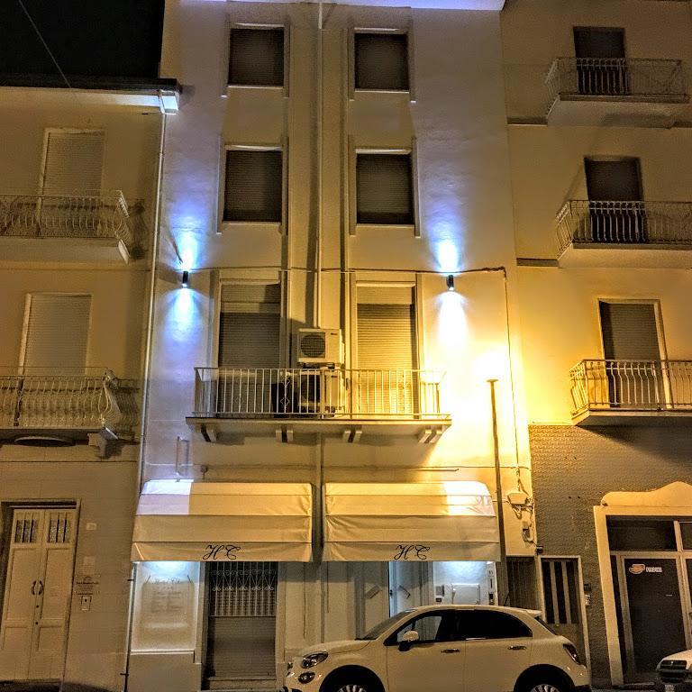 City Hotel فياريجيو المظهر الخارجي الصورة